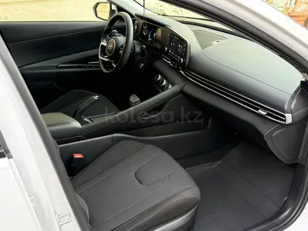 Hyundai Elantra 2024 года за 8 600 000 тг. в Алматы – фото 6