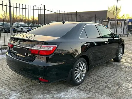 Toyota Camry 2017 года за 15 000 000 тг. в Уральск – фото 10