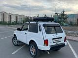 ВАЗ (Lada) Lada 2121 2017 года за 4 000 000 тг. в Атырау – фото 2