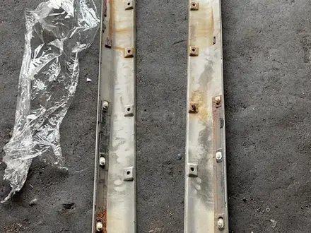 Накладки на порог lx470 за 35 000 тг. в Алматы