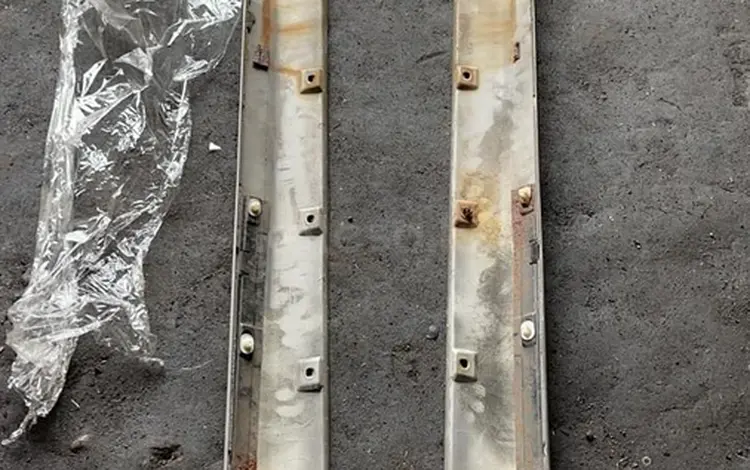 Накладки на порог lx470 за 35 000 тг. в Алматы