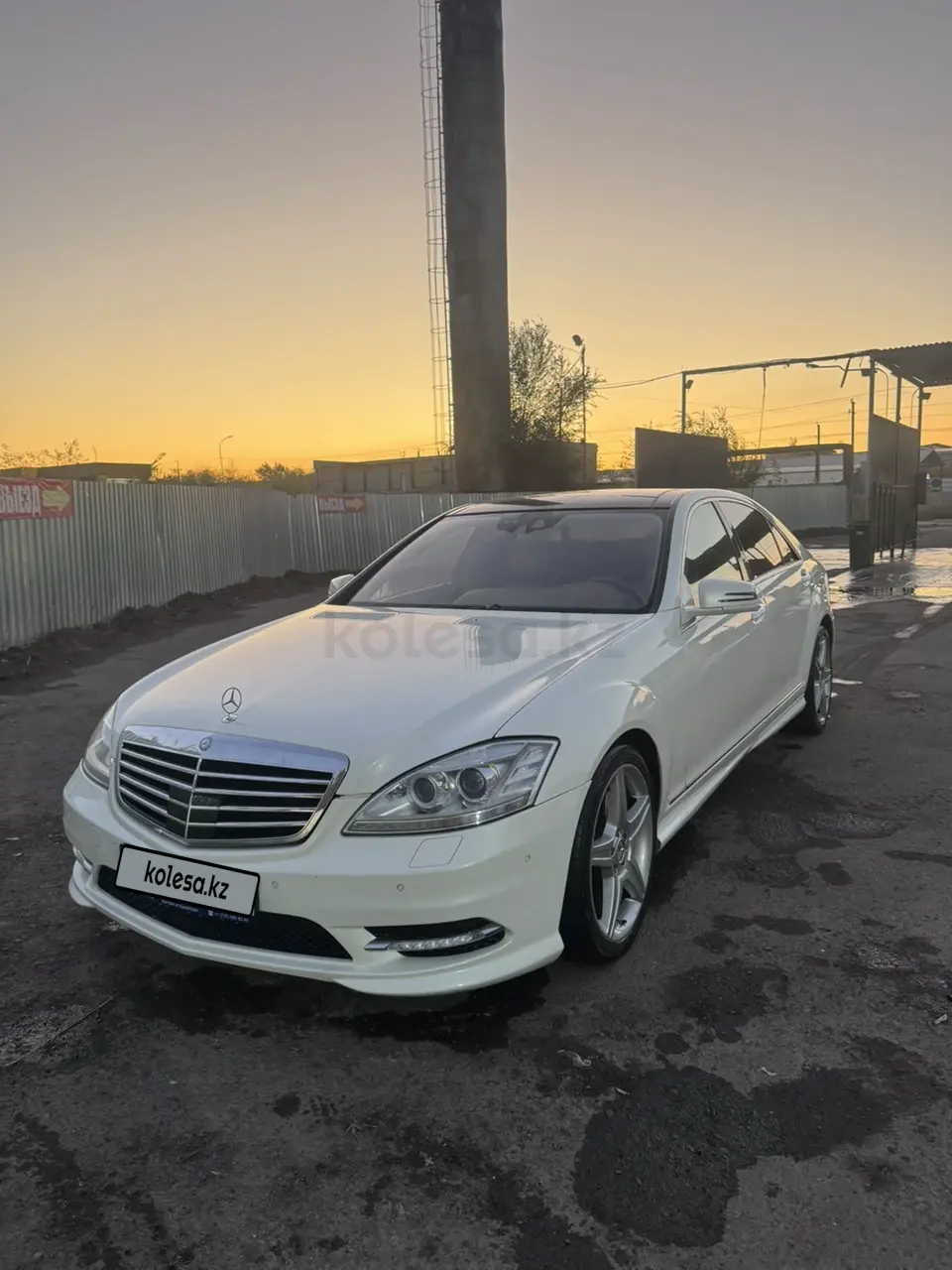 Mercedes-Benz S-Class, 2009
