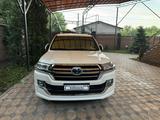 Toyota Land Cruiser 2019 годаүшін39 300 000 тг. в Алматы