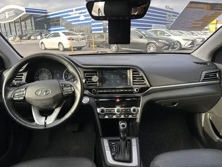 Hyundai Elantra 2018 года за 8 300 000 тг. в Караганда – фото 7