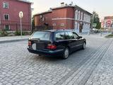 Mercedes-Benz E 200 2001 годаүшін2 400 000 тг. в Усть-Каменогорск – фото 5
