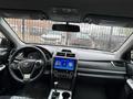 Toyota Camry 2014 года за 7 700 000 тг. в Актобе – фото 2