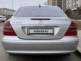 Mercedes-Benz E 320 2002 года за 4 900 000 тг. в Астана – фото 2