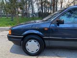 Volkswagen Passat 1990 года за 1 650 000 тг. в Алматы – фото 4