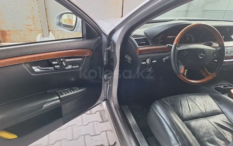 Mercedes-Benz S 500 2006 года за 8 000 000 тг. в Алматы