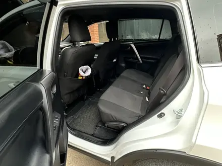 Toyota RAV4 2019 года за 11 000 000 тг. в Уральск – фото 4
