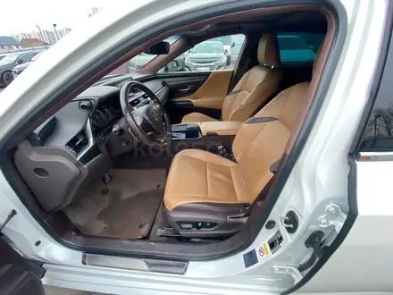 Lexus ES 250 2019 года за 13 014 400 тг. в Алматы – фото 8