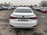 Lexus ES 250 2019 года за 13 014 400 тг. в Алматы – фото 2