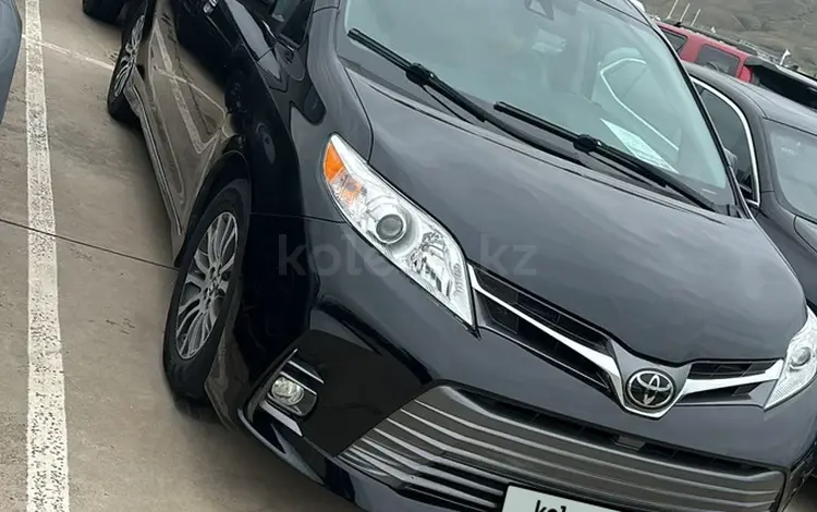 Toyota Sienna 2018 годаүшін12 500 000 тг. в Кызылорда