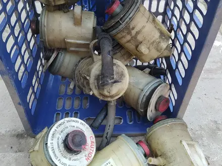 Бочек Гура Honda CR-V rd1 за 7 000 тг. в Алматы