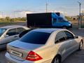 Mercedes-Benz C 200 2002 годаүшін3 300 000 тг. в Астана – фото 4