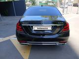 Mercedes-Maybach S 450 2019 года за 35 758 635 тг. в Алматы – фото 2