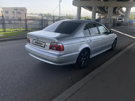 BMW 525 2001 года за 3 800 000 тг. в Алматы – фото 4