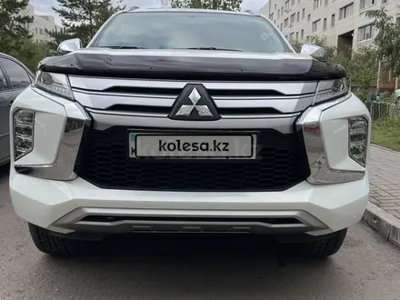 Mitsubishi Montero Sport 2022 года за 21 500 000 тг. в Астана