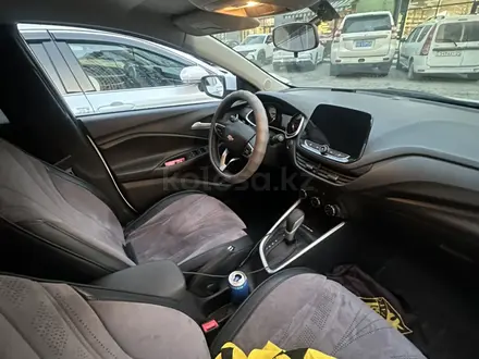 Chevrolet Onix 2025 года за 6 700 000 тг. в Алматы – фото 7