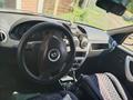 Renault Logan 2014 года за 2 850 000 тг. в Уральск – фото 2