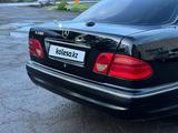 Mercedes-Benz E 230 1997 годаүшін2 700 000 тг. в Караганда – фото 3