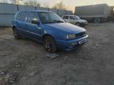 Volkswagen Golf 1994 года за 1 000 000 тг. в Астана