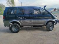 Mitsubishi Delica 1994 годаүшін3 200 000 тг. в Алматы