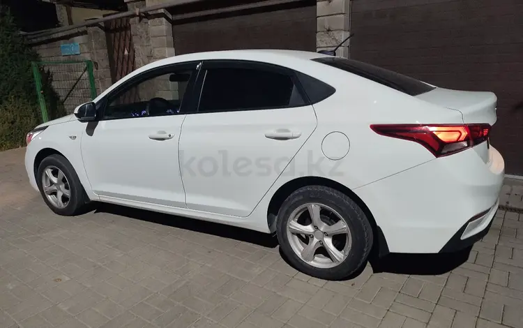 Hyundai Accent 2018 года за 6 600 000 тг. в Алматы