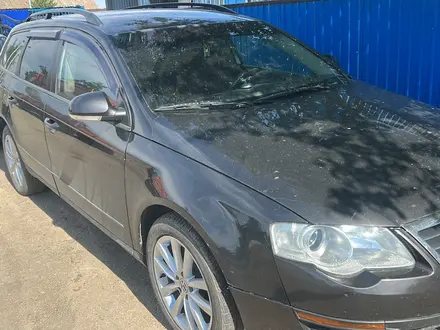 Volkswagen Passat 2006 года за 2 500 000 тг. в Кокшетау – фото 3
