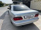 Mercedes-Benz E 430 2000 годаfor4 200 000 тг. в Шымкент – фото 4