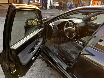 Mitsubishi Galant 2002 года за 2 000 000 тг. в Алматы – фото 2