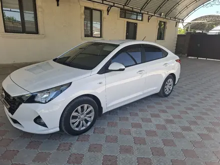 Hyundai Accent 2021 года за 7 000 000 тг. в Актау – фото 2