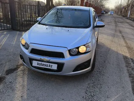 Chevrolet Aveo 2013 года за 3 500 000 тг. в Актобе – фото 4