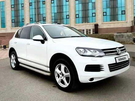 Volkswagen Touareg 2013 года за 10 800 000 тг. в Костанай – фото 2