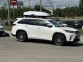 Toyota Highlander 2019 годаүшін24 000 000 тг. в Атырау