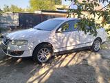 Volkswagen Passat 2007 года за 1 950 000 тг. в Талдыкорган – фото 3