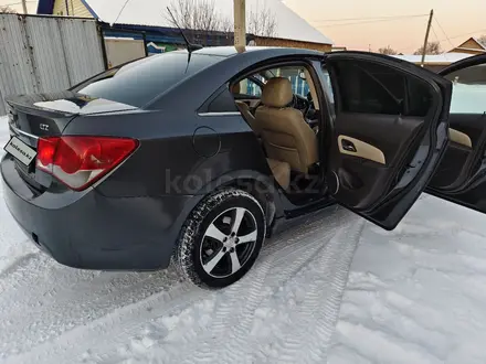 Chevrolet Cruze 2012 года за 2 900 000 тг. в Петропавловск – фото 19