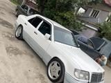 Mercedes-Benz E 280 1993 годаүшін1 700 000 тг. в Алматы