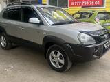 Hyundai Tucson 2006 годаүшін4 600 000 тг. в Усть-Каменогорск – фото 2