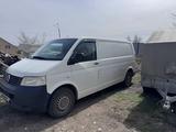 Volkswagen Transporter 2008 года за 7 500 000 тг. в Кокшетау – фото 2