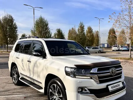 Toyota Land Cruiser 2019 года за 41 500 000 тг. в Алматы – фото 16