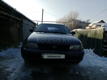 Toyota Carina E 1996 года за 2 000 000 тг. в Алматы – фото 2