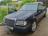 Mercedes-Benz E 230 1992 года за 1 000 000 тг. в Сарыагаш – фото 2