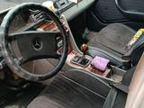 Mercedes-Benz E 230 1992 года за 1 000 000 тг. в Сарыагаш – фото 5