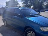 Kia Carnival 1998 годаүшін1 100 000 тг. в Алматы – фото 2
