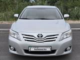 Toyota Camry 2010 года за 9 800 000 тг. в Алматы