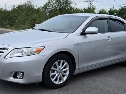 Toyota Camry 2010 года за 8 800 000 тг. в Алматы – фото 3