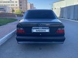 Mercedes-Benz E 280 1993 годаүшін2 300 000 тг. в Астана – фото 2