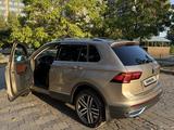 Volkswagen Tiguan 2021 года за 16 500 000 тг. в Алматы – фото 2