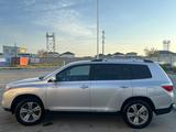 Toyota Highlander 2012 годаүшін9 700 000 тг. в Актау – фото 3